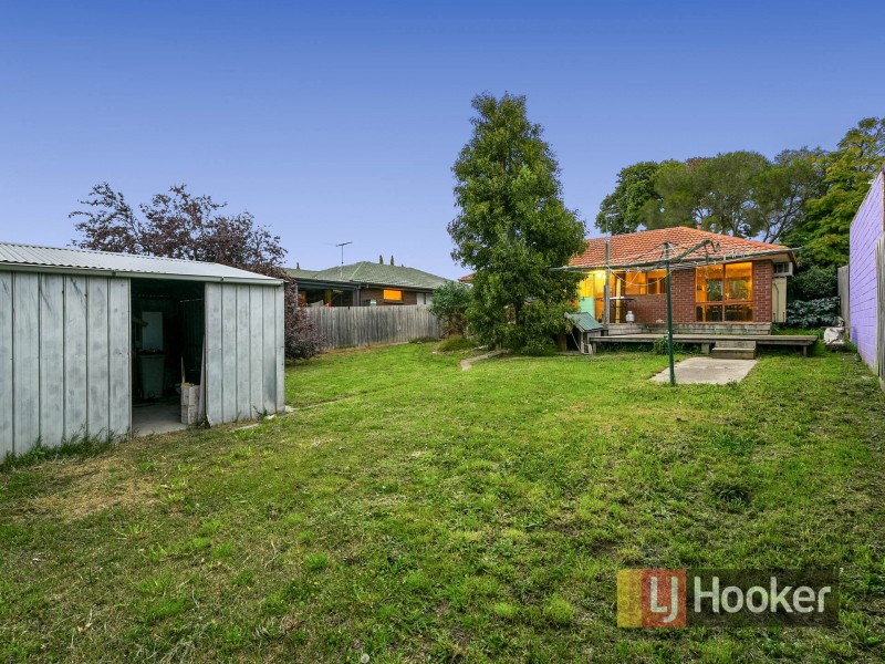 18 Trentwood Road, Narre Warren VIC 3805
