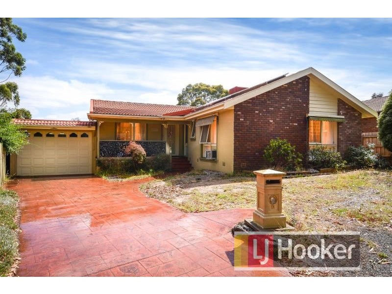12 St Johns Court, Narre Warren VIC 3805