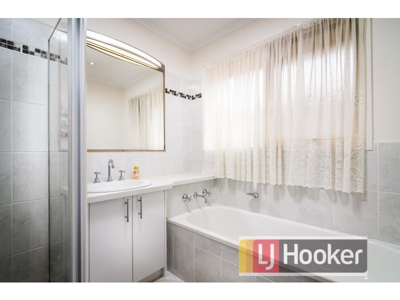 12 St Johns Court, Narre Warren VIC 3805