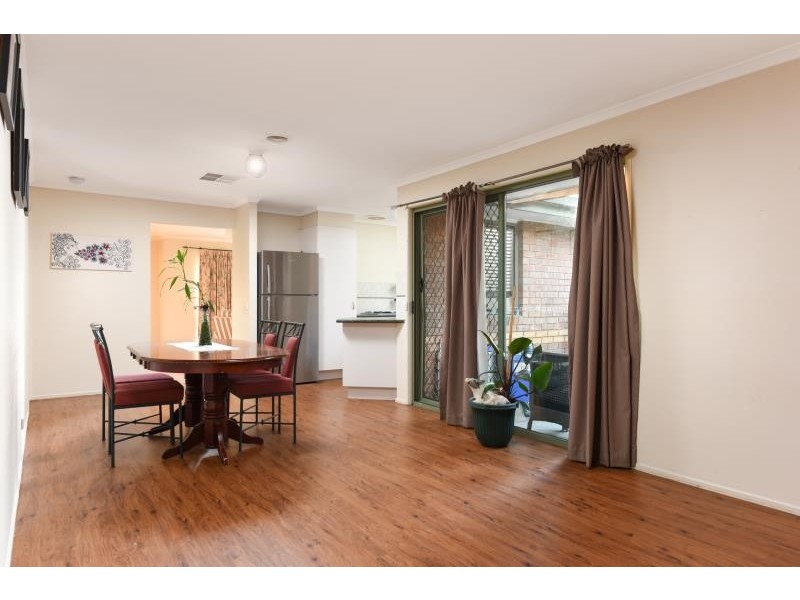 8 Filmer Crescent, Narre Warren South VIC 3805