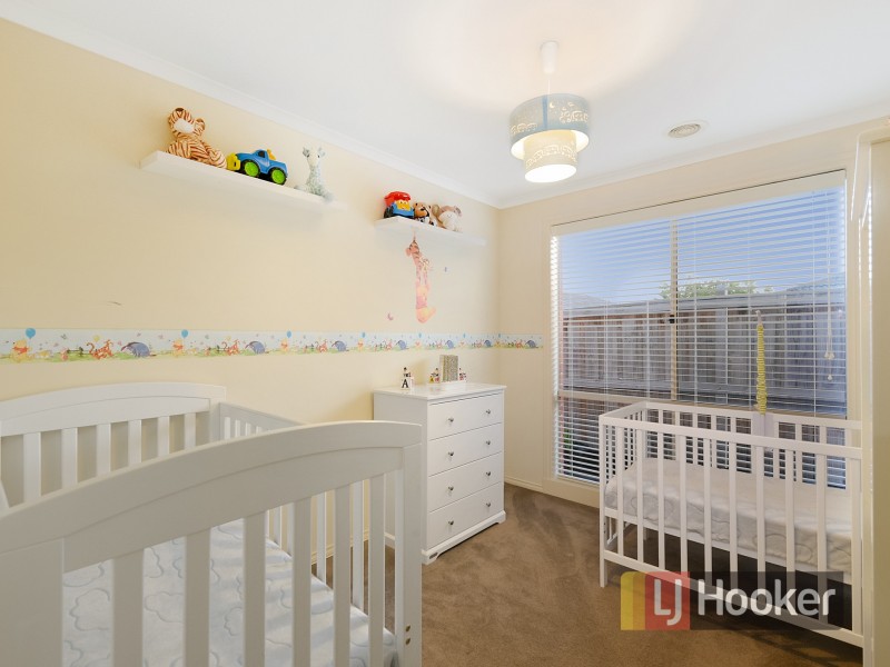 8 Tipperary Circuit, Pakenham VIC 3810