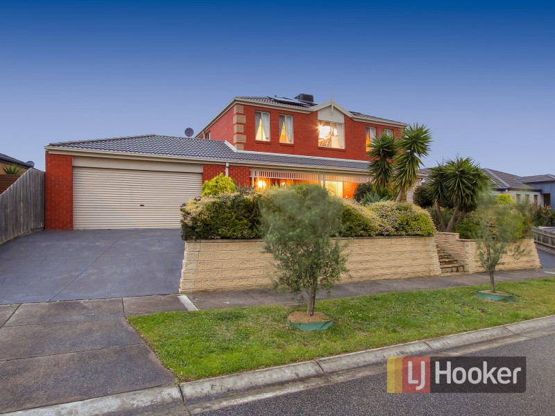 10 Yemaya Place, Berwick VIC 3806