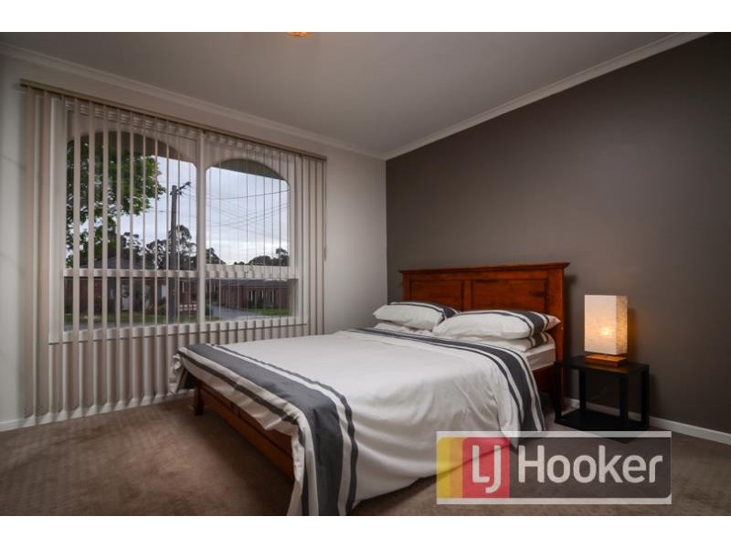 19 Lancaster Avenue, Narre Warren VIC 3805