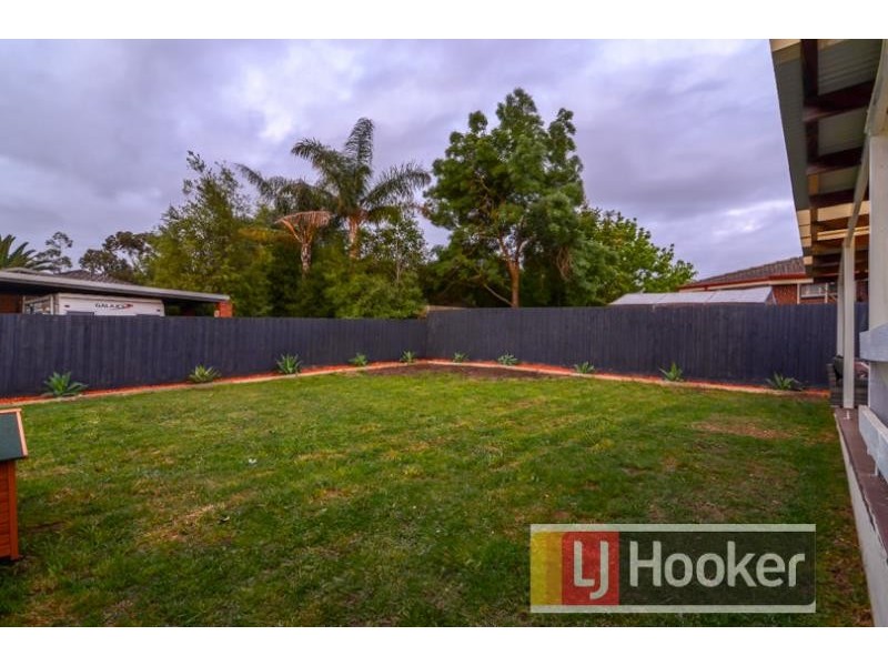 19 Lancaster Avenue, Narre Warren VIC 3805
