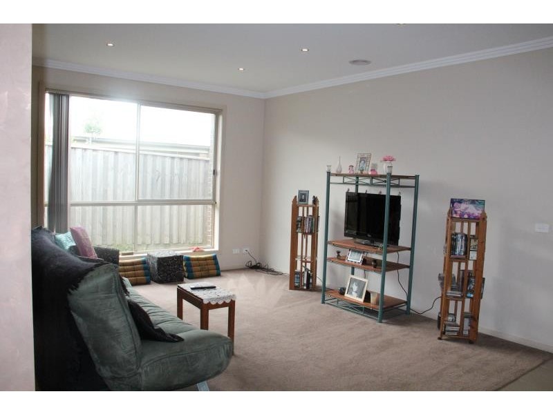 17 Flinders Park Drive, Officer VIC 3809