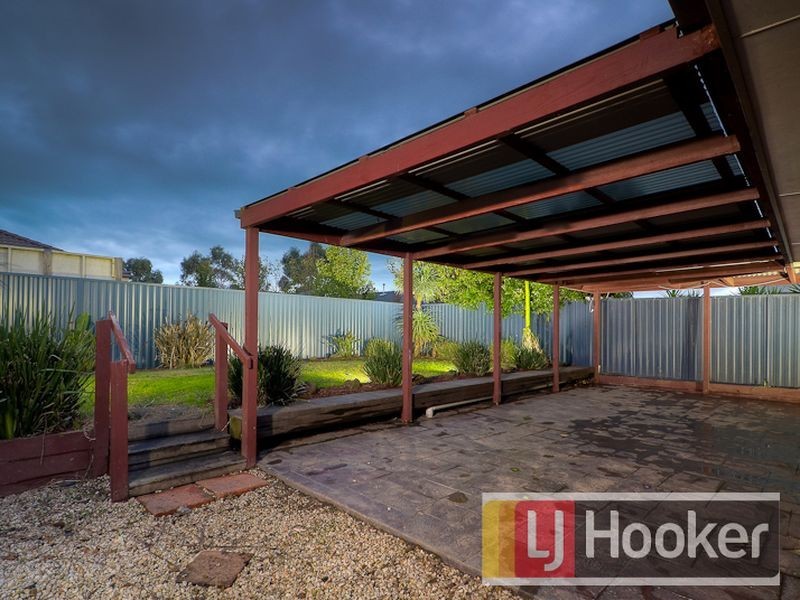 47 The Parkway, Pakenham VIC 3810