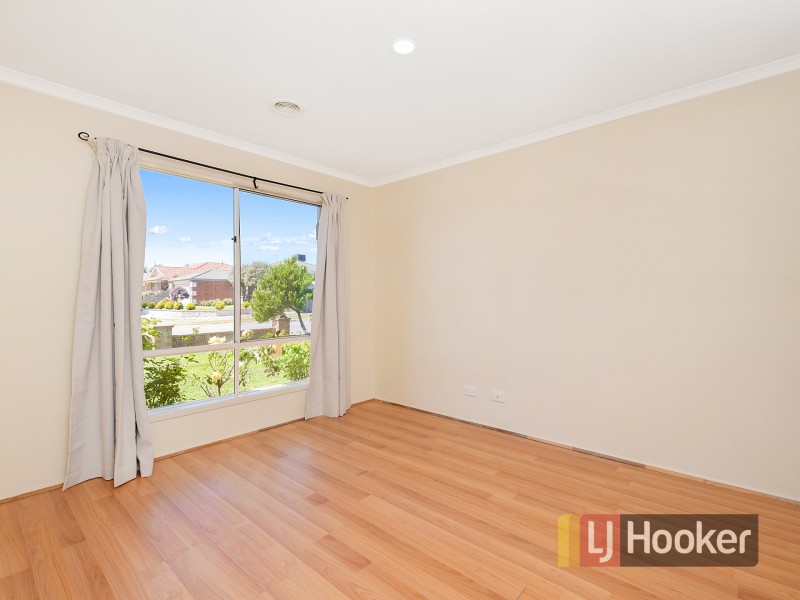 52 Beethoven Drive, Narre Warren South VIC 3805