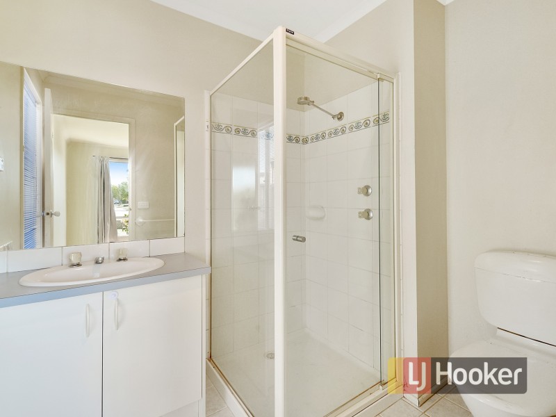52 Beethoven Drive, Narre Warren South VIC 3805