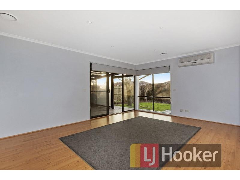 26 Lighthorse Crescent, Narre Warren South VIC 3805