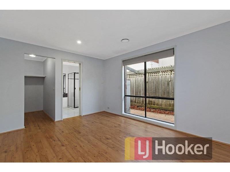 26 Lighthorse Crescent, Narre Warren South VIC 3805