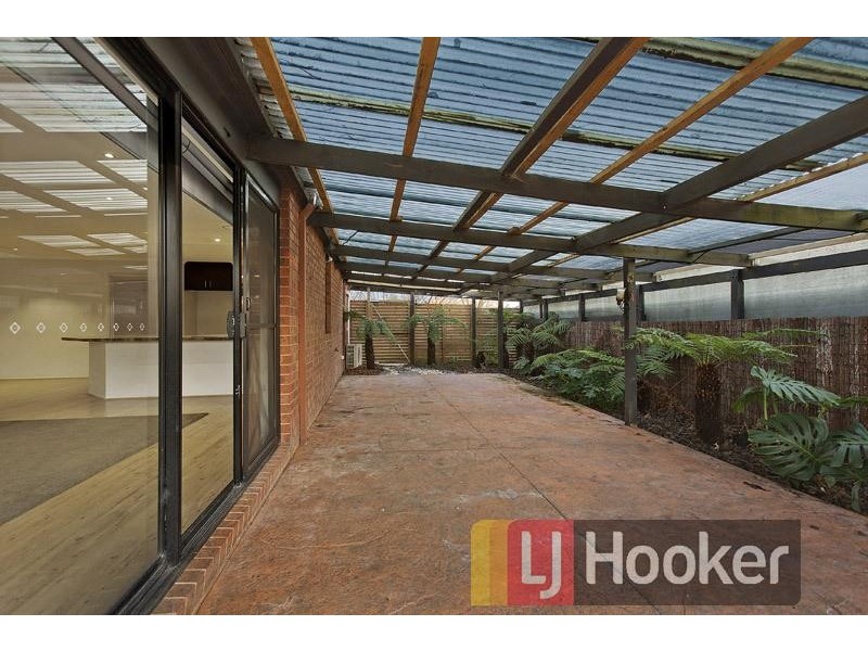 26 Lighthorse Crescent, Narre Warren South VIC 3805