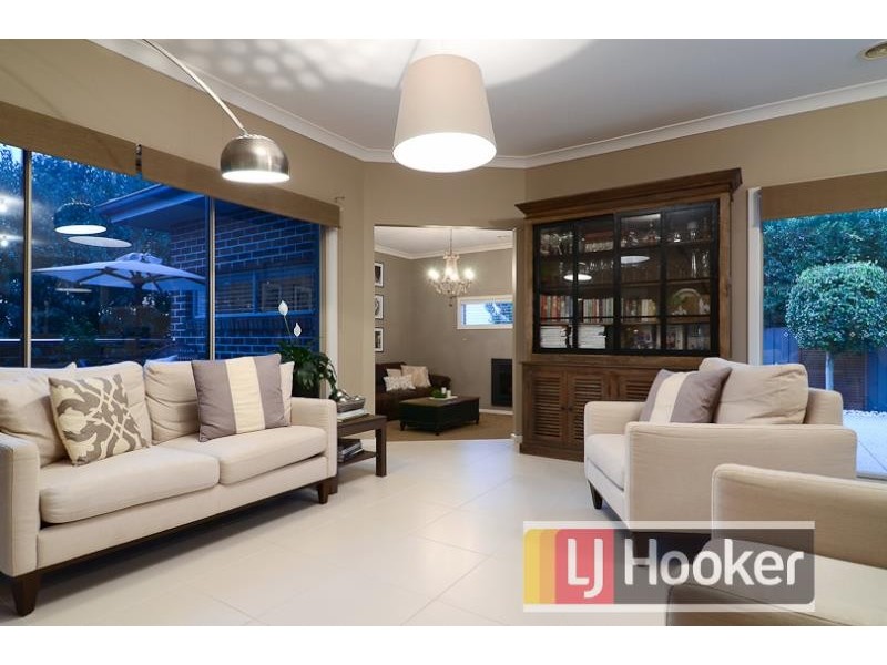 21 Turella Close, Berwick VIC 3806