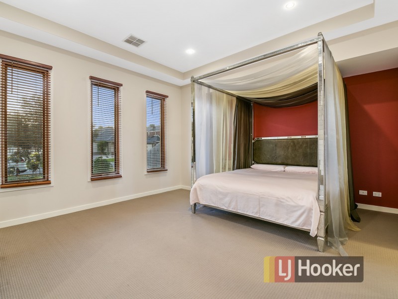 14 Orbison Court, Endeavour Hills VIC 3802