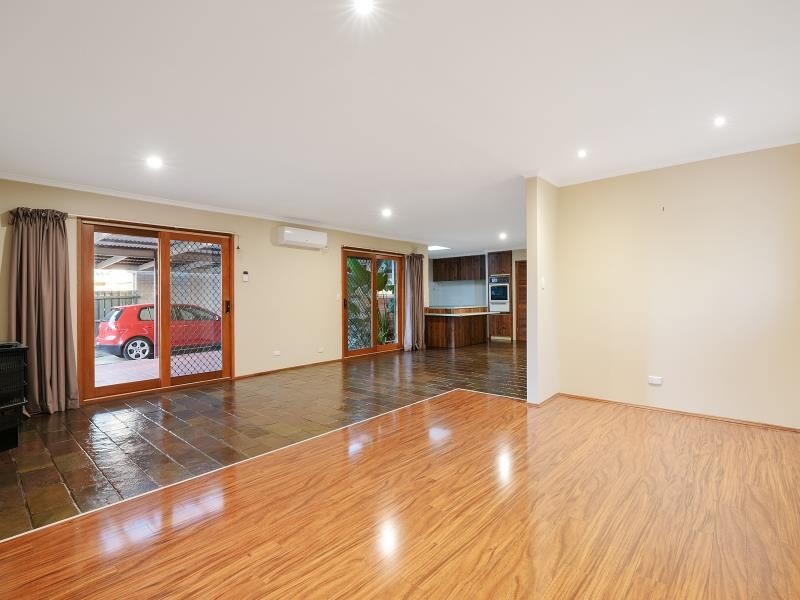 7 Mark Court, Hampton Park VIC 3976