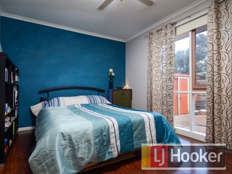 8 Heather Court, Hampton Park VIC 3976