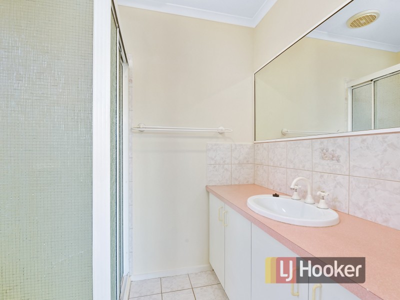22 Dewsbury Court, Narre Warren South VIC 3805