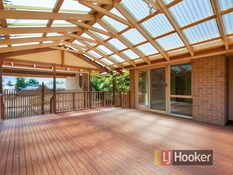 22 Dewsbury Court, Narre Warren South VIC 3805