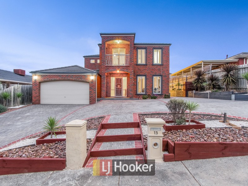 13 Wilkinson Way, Endeavour Hills VIC 3802