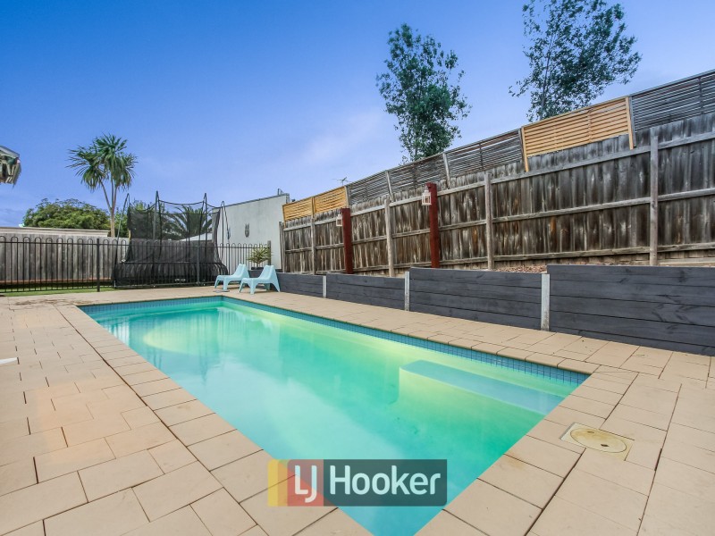 13 Wilkinson Way, Endeavour Hills VIC 3802