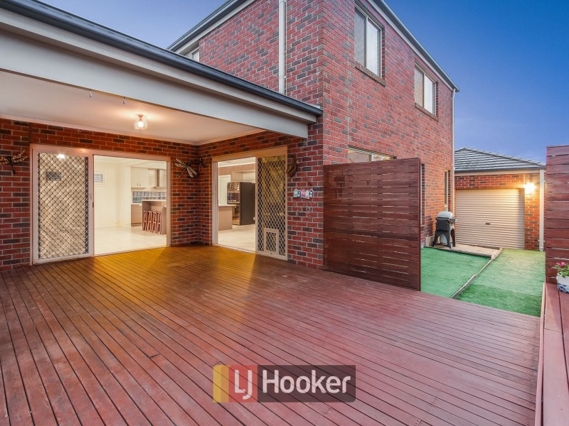 13 Wilkinson Way, Endeavour Hills VIC 3802