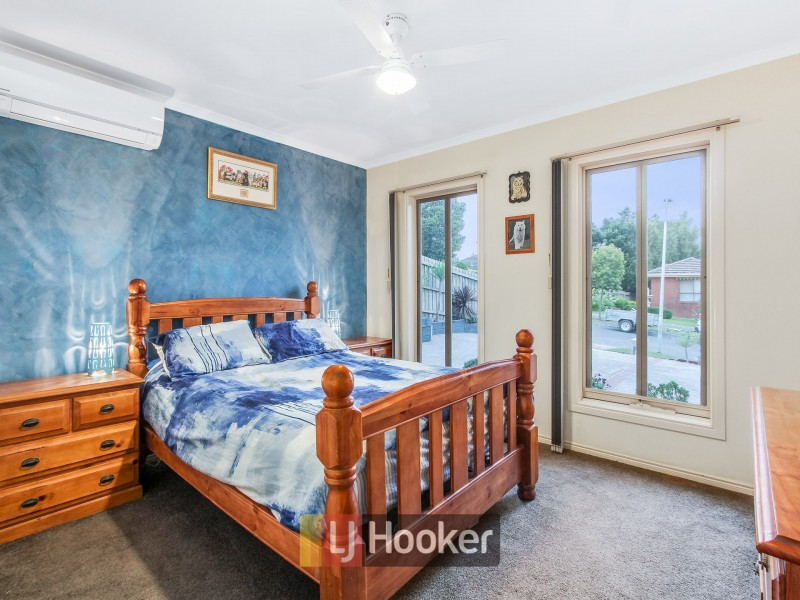 13 Wilkinson Way, Endeavour Hills VIC 3802