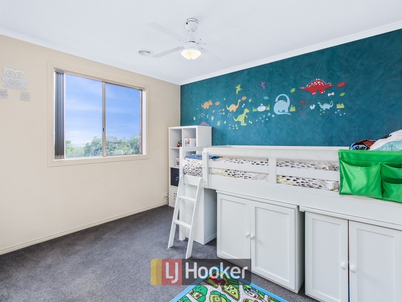13 Wilkinson Way, Endeavour Hills VIC 3802