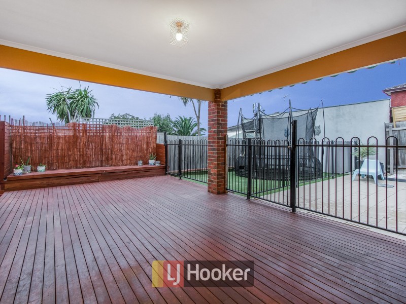 13 Wilkinson Way, Endeavour Hills VIC 3802