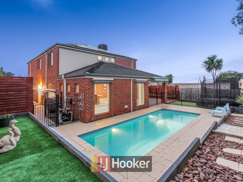 13 Wilkinson Way, Endeavour Hills VIC 3802