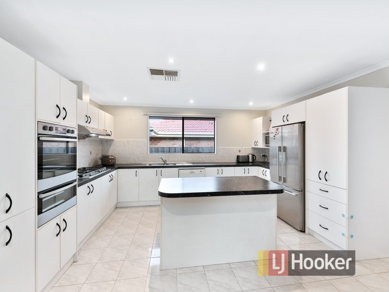 74 The Parkway, Hampton Park VIC 3976