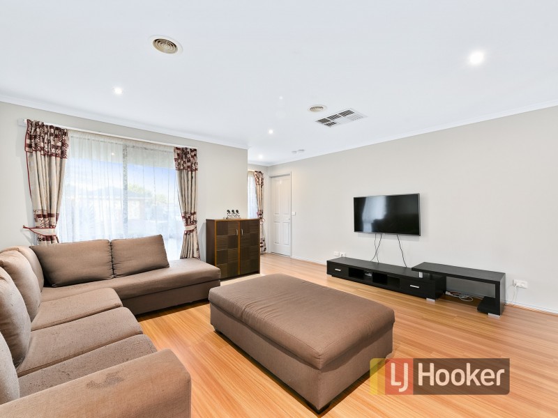 74 The Parkway, Hampton Park VIC 3976