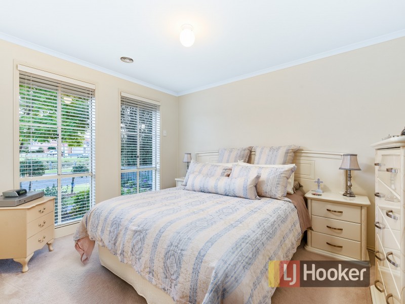 4 Fleet Street, Narre Warren South VIC 3805