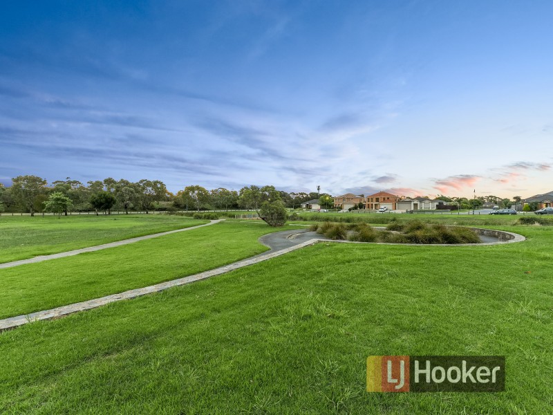 4 Fleet Street, Narre Warren South VIC 3805