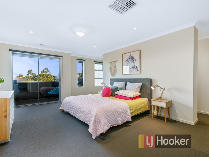 58 Pegasus Road, Cranbourne West VIC 3977