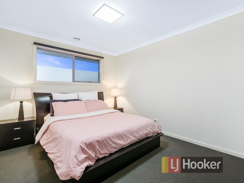 58 Pegasus Road, Cranbourne West VIC 3977