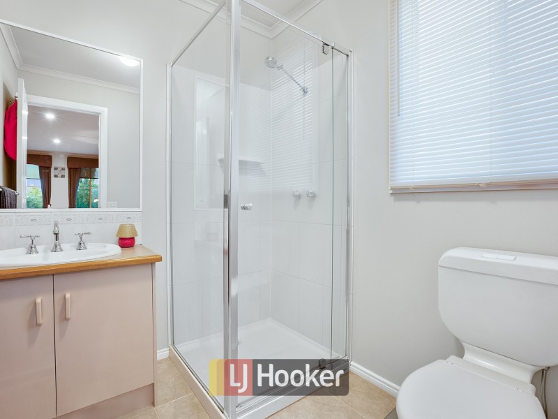 13 Park Square, Narre Warren South VIC 3805