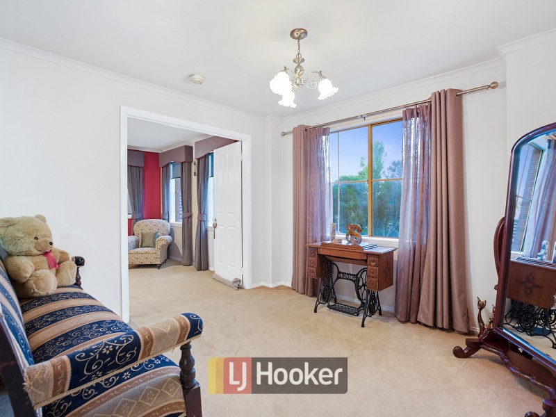 13 Park Square, Narre Warren South VIC 3805