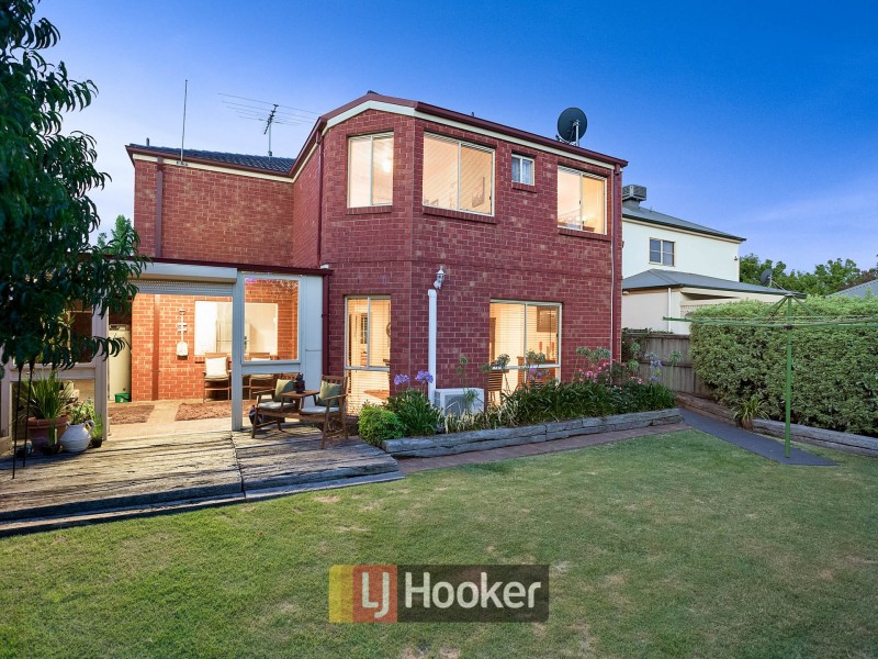 13 Park Square, Narre Warren South VIC 3805