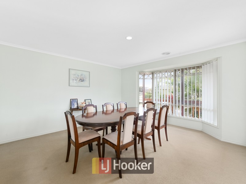 28 Grice Quadrant, Pakenham VIC 3810