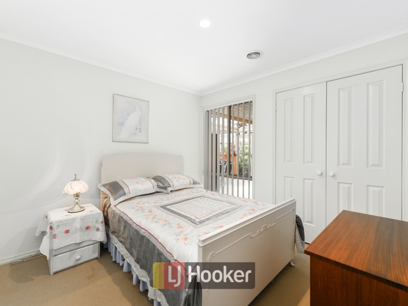 28 Grice Quadrant, Pakenham VIC 3810