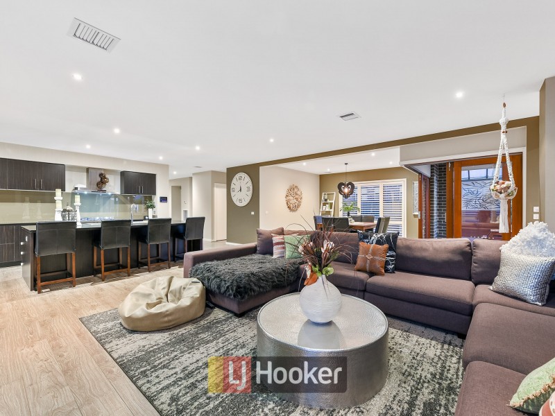 9 Ciliata Street, Cranbourne North VIC 3977