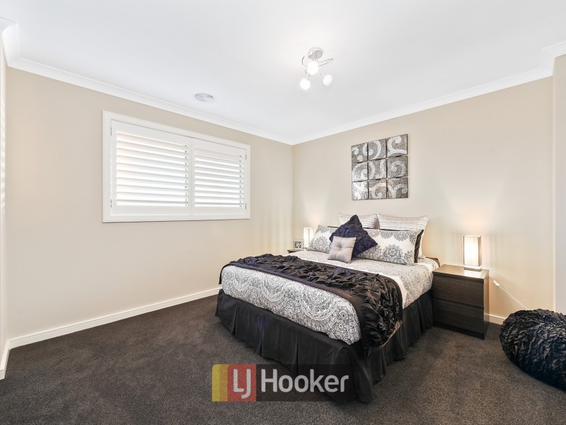9 Ciliata Street, Cranbourne North VIC 3977