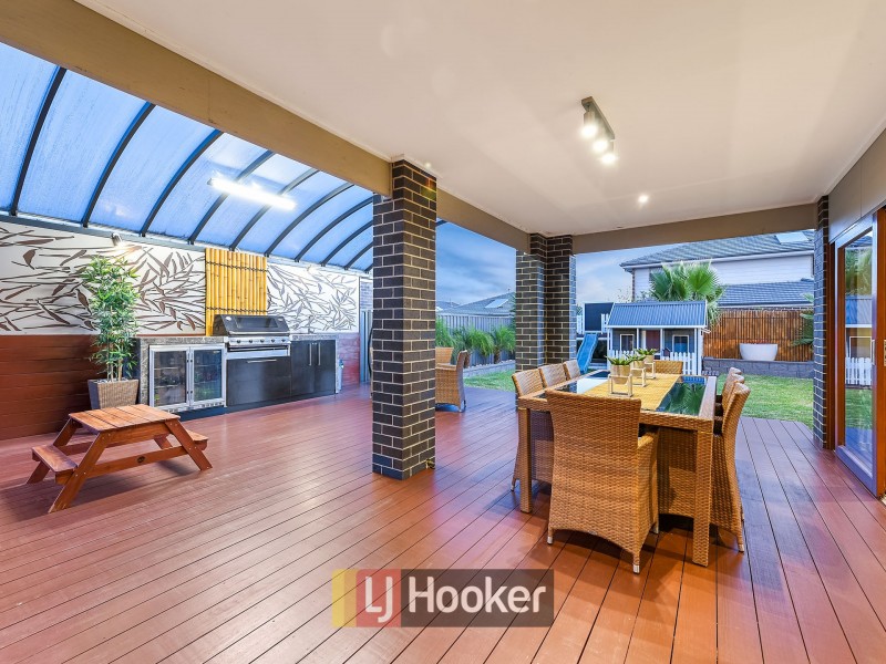 9 Ciliata Street, Cranbourne North VIC 3977