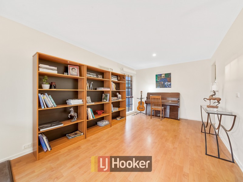 17 Willow Drive, Hampton Park VIC 3976