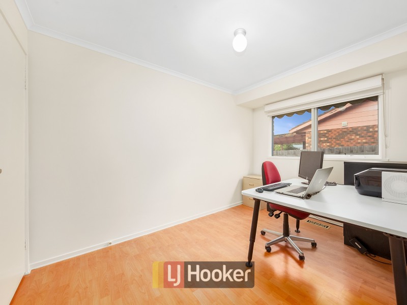 17 Willow Drive, Hampton Park VIC 3976