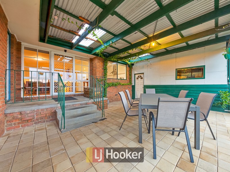 17 Willow Drive, Hampton Park VIC 3976