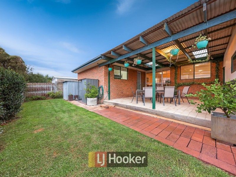 17 Willow Drive, Hampton Park VIC 3976