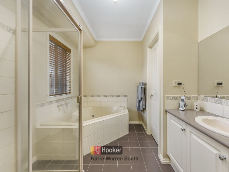 111 Marisa Crescent, Berwick VIC 3806