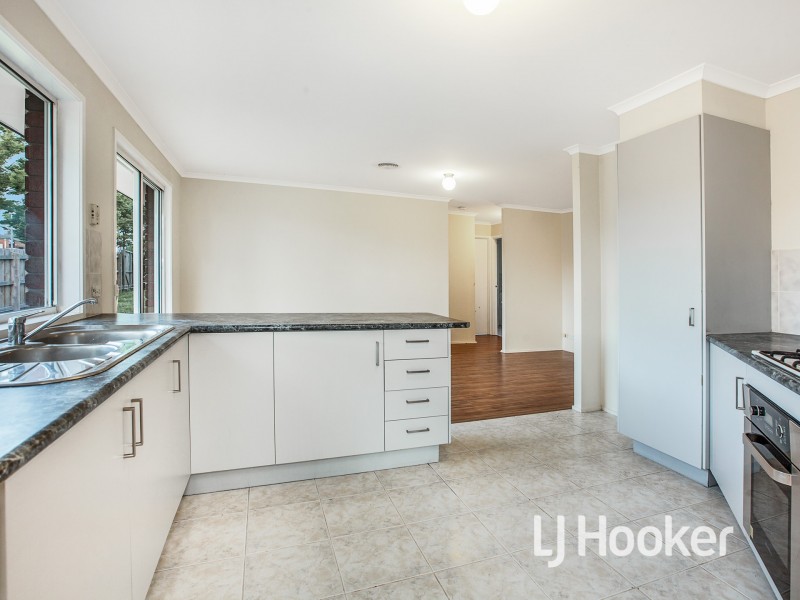 2 Craft Walk, Narre Warren South VIC 3805