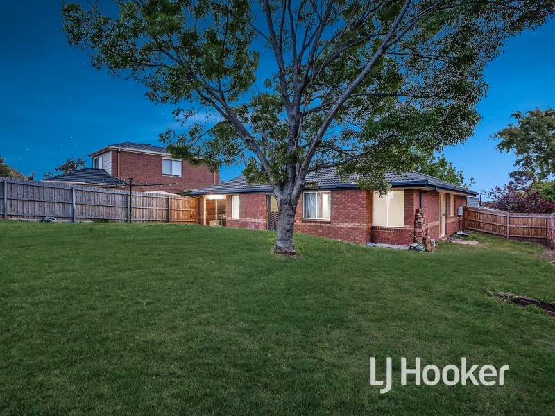 2 Craft Walk, Narre Warren South VIC 3805