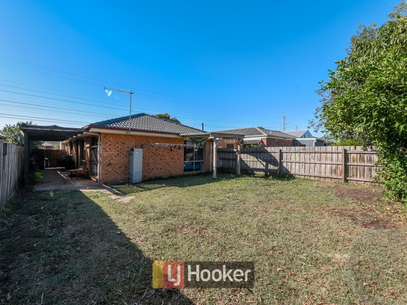 39 Raisell Road, Cranbourne West VIC 3977